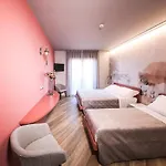 Vicolo Malavolta 7 And 4* 佩达索