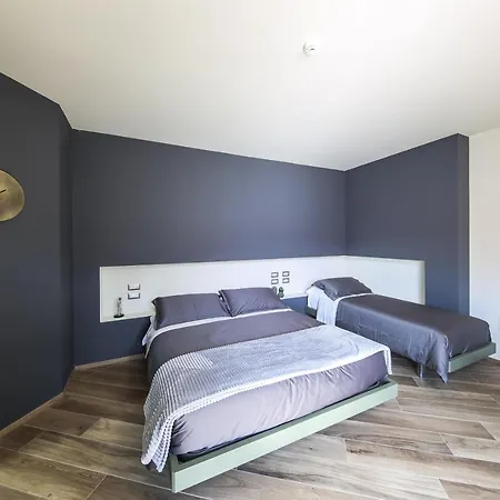 Vicolo Malavolta 7 And 4*