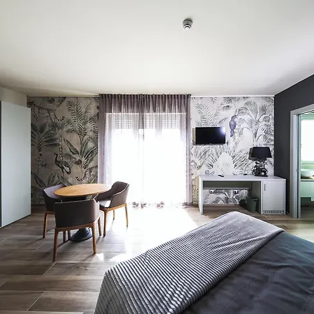 ベッド・アンド・ブレックファスト Vicolo Malavolta 7 And ペダーゾ